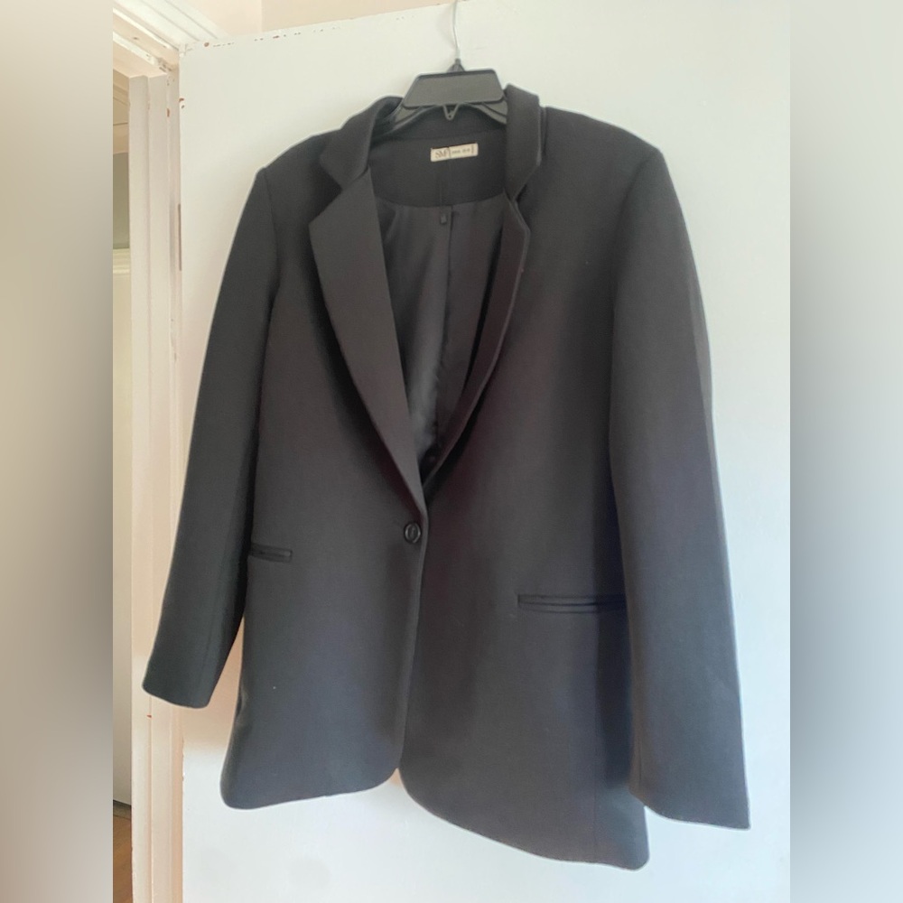 SMF Woman’s Black Blazer- Size M